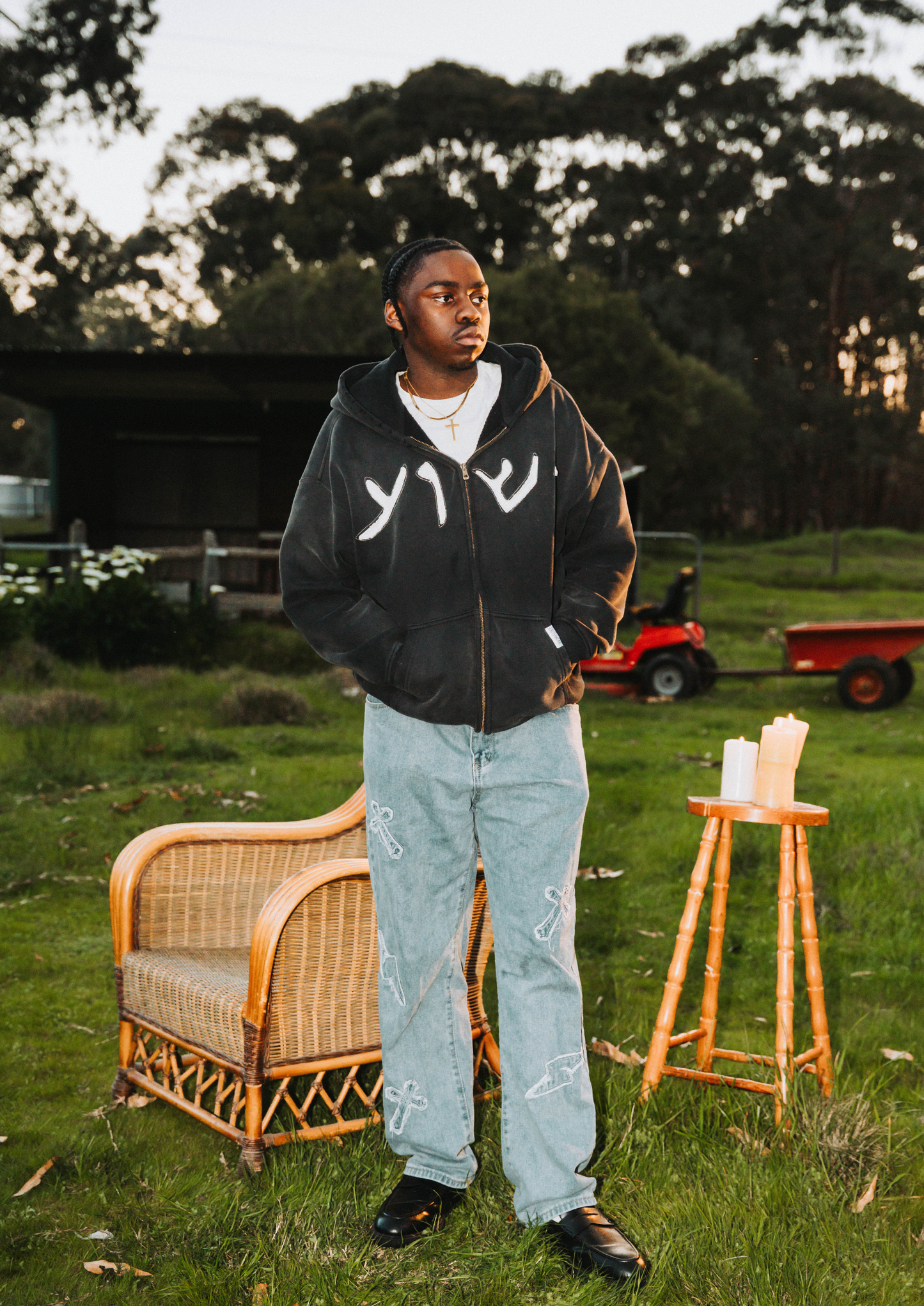 PRE-ORDER  "Jesus Lives" zip up.